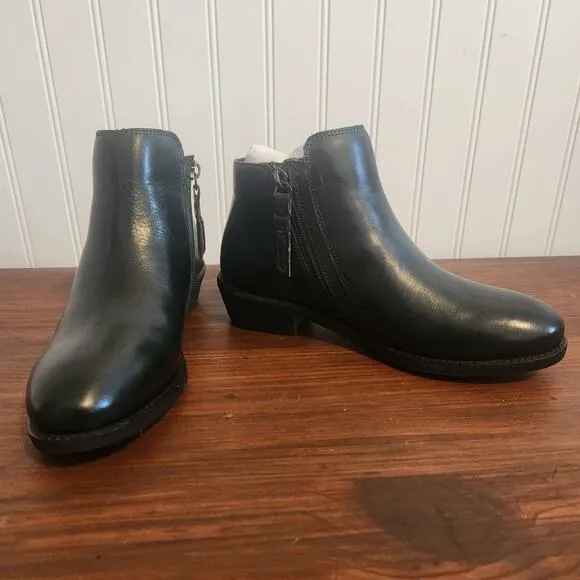 SoftWalk Women's Size 5.5 Dark Forest Green Leather Ankle Boots S2364-380 New