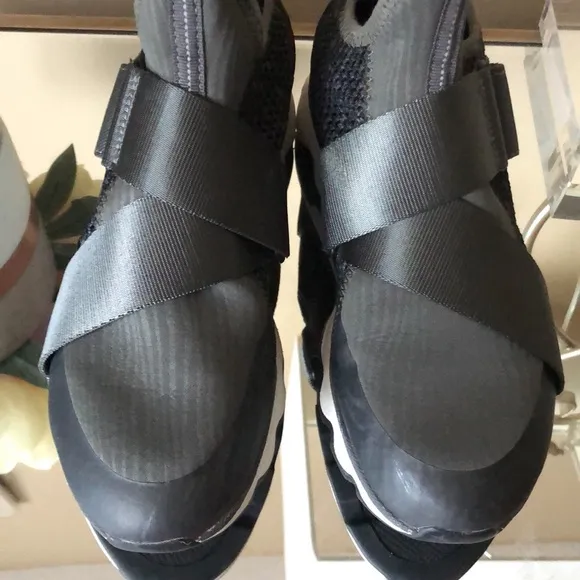 Sorel Kinetic Sneak Sneakers Slip On High‎ Top Shoes Black