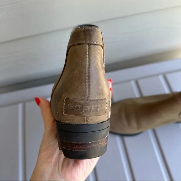Sorel Lolla Cut Out Ankle Boots Taupe Gray Round Toe Size 6.5 Women’s Block Heel