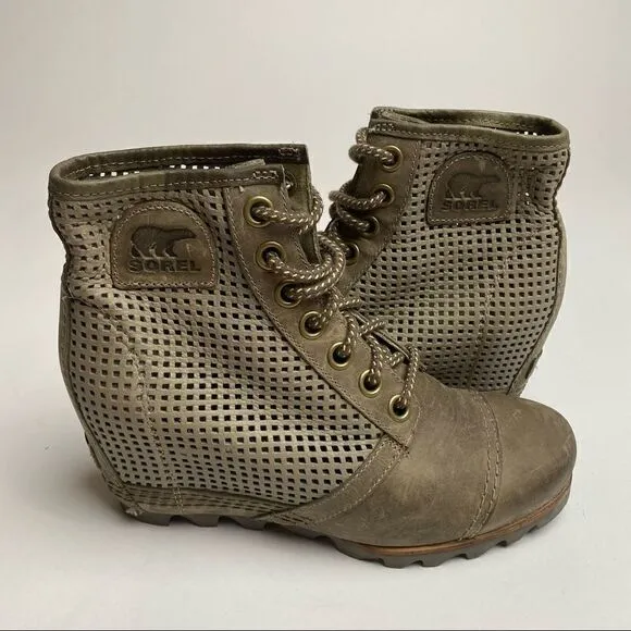 Sorel PDX Wedge Lace Up Peatmoss Green Leather Lexie Wedge boots 8