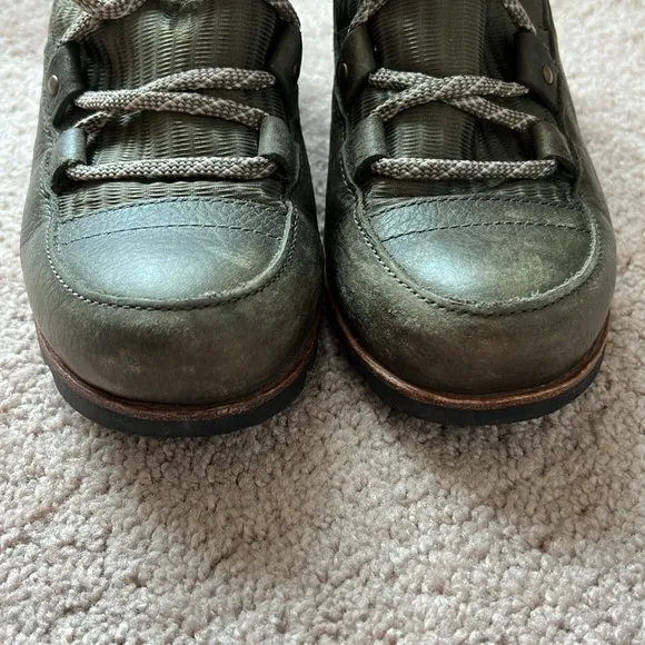 Sorel sandy wedges lace ups waterproof ankle boots