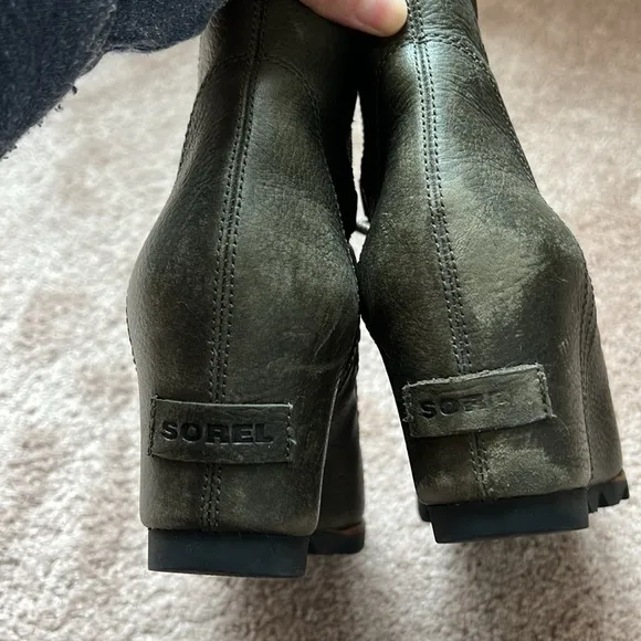 Sorel sandy wedges lace ups waterproof ankle boots