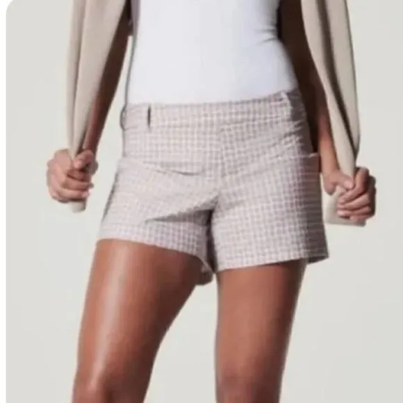 SPANX Sunshine Shorts XL 4”