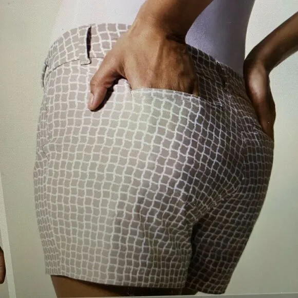 SPANX Sunshine Shorts XL 4”
