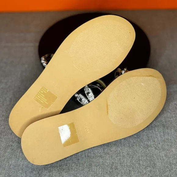 Steve Madden Attentive embellished slip-on slide sandals Size 7.5
