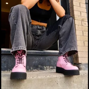 STEVE MADDEN Bettyy Boots  NEW