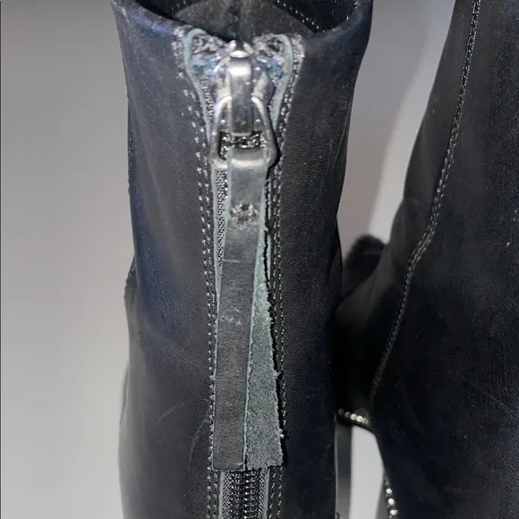 Steve Madden Leather Ankle Boots studded