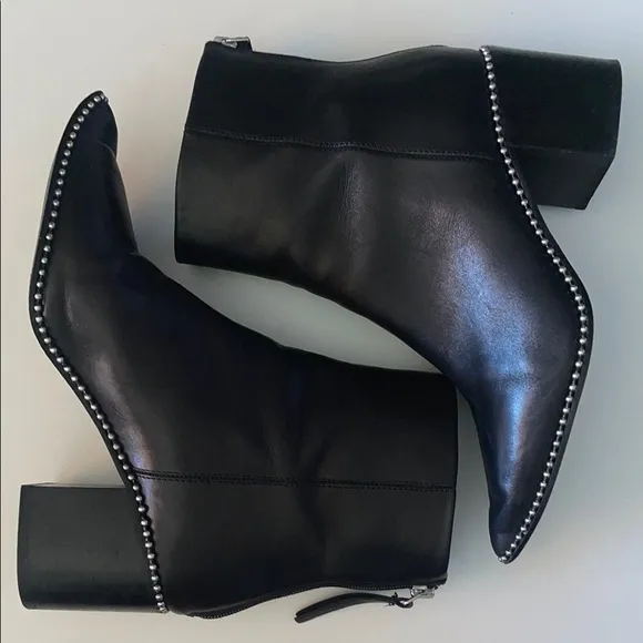 Steve Madden Leather Ankle Boots studded