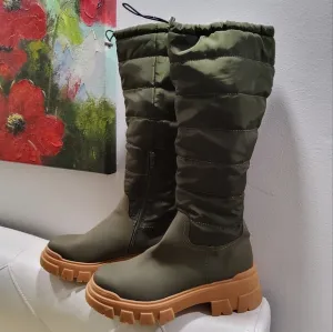 Steve Madden Pemota Tall Boots Size 8,5