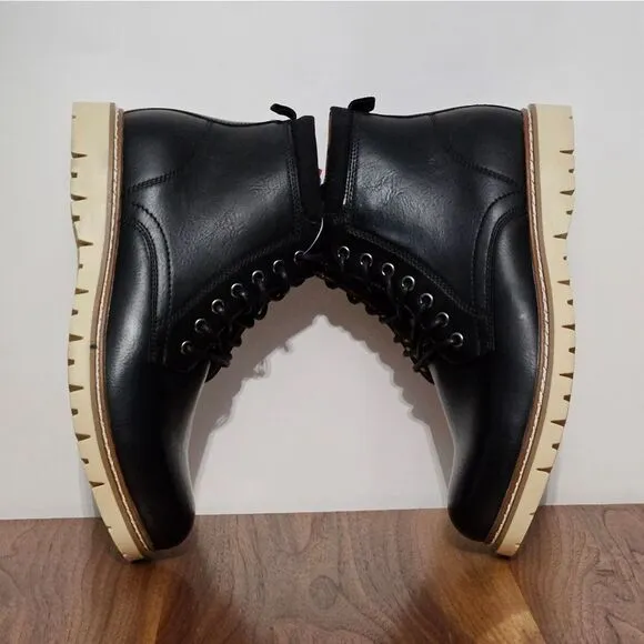 🥾Steve Madden, mens Chukka boots in black. NWT-Size 10
