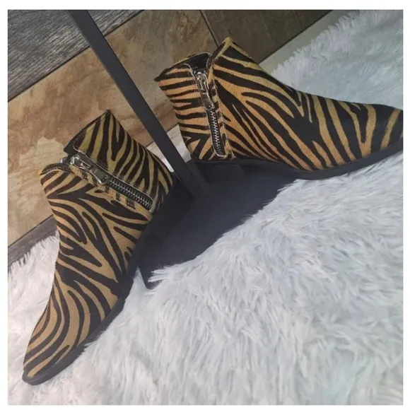 Steven by Steve Madden Animal Print Calf Hair Leather  Boots- Size 6.5 - NWOT