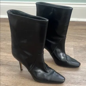 Stuart Weitzman Black Leather Women's Stilleto Boots Size 7