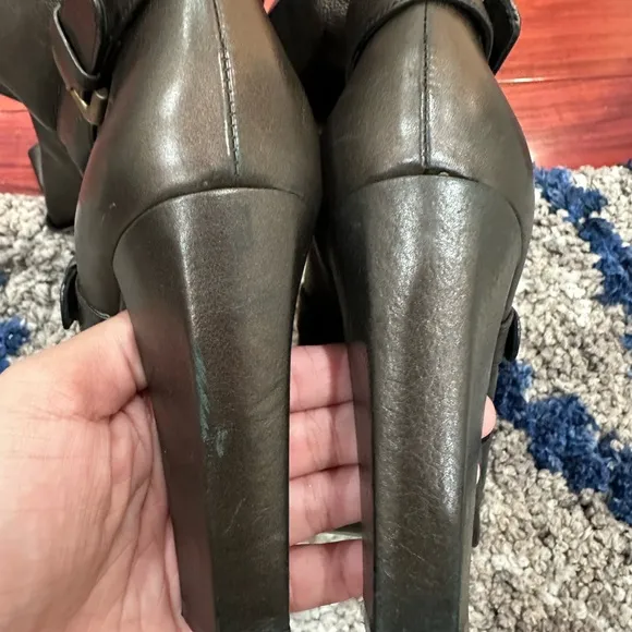 Stuart Weitzman Boots Womens 7.5 US Cola Napa Knee High Almond Toe High Heels