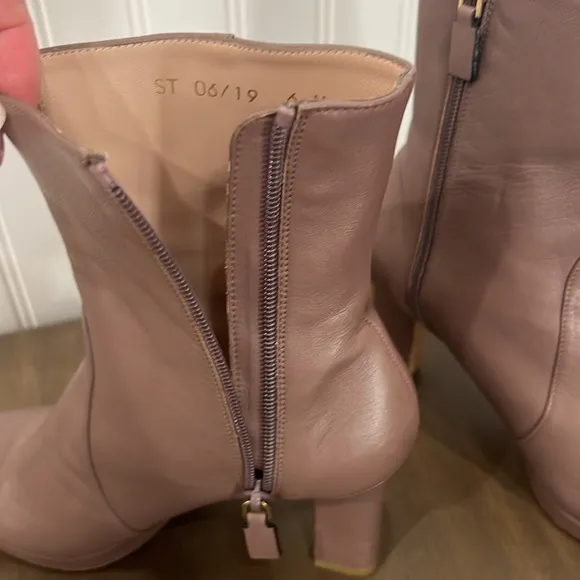 Stuart Weitzman butterfly Leather Boots