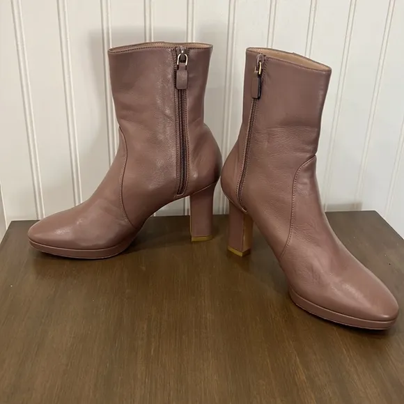 Stuart Weitzman butterfly Leather Boots