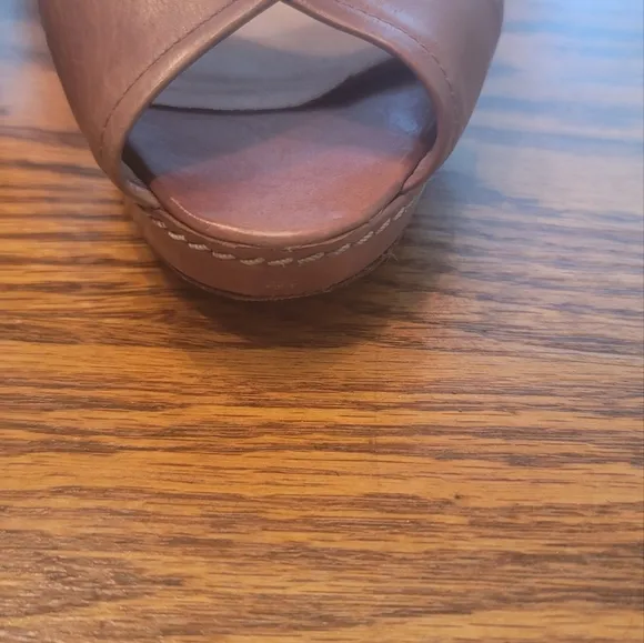 Stuart Weitzman Dark Tan Brown Genuine Leather Open Toe Platform Sandals Heels