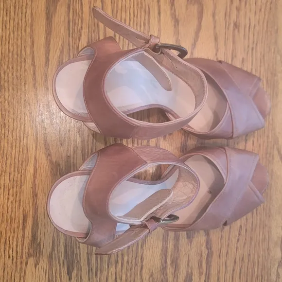 Stuart Weitzman Dark Tan Brown Genuine Leather Open Toe Platform Sandals Heels