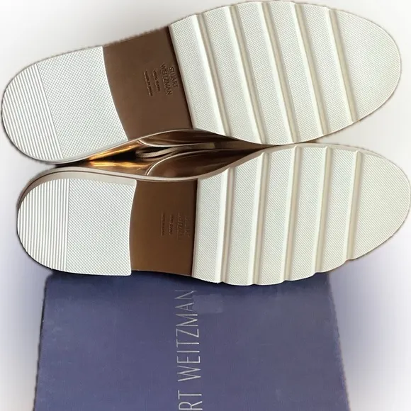 Stuart Weitzman Metro Beige Glass Oxfords Size 7.5