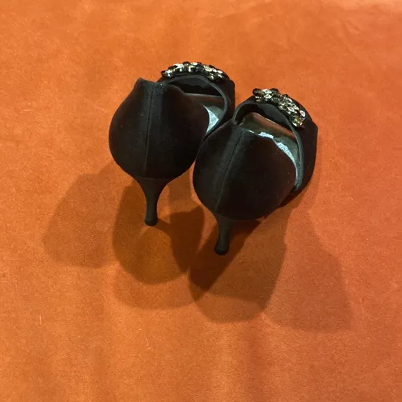 Stuart Weitzman NWOB open toe high heel shoes size 6