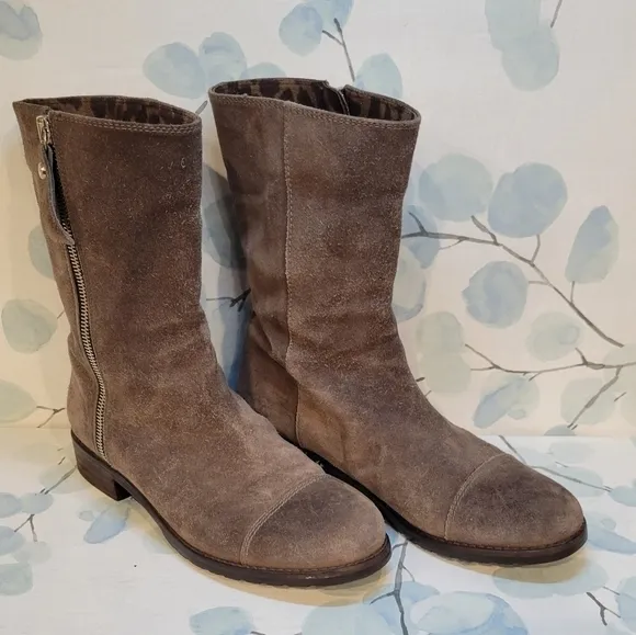 Stuart Weitzman Suede Ankle Zip Boot Made in Spain Women’s Size 5.5