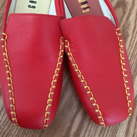 Super cute Vamper mules