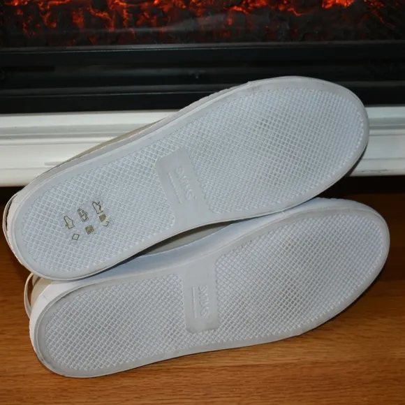 SWIMS Men Off White Mesh Sneakers SZ 10