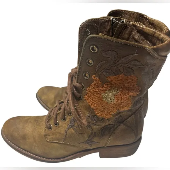 Taos Artisan Leather Embroidered Lace Up Comfort Ankle Boots Sz 6/6.5US B2