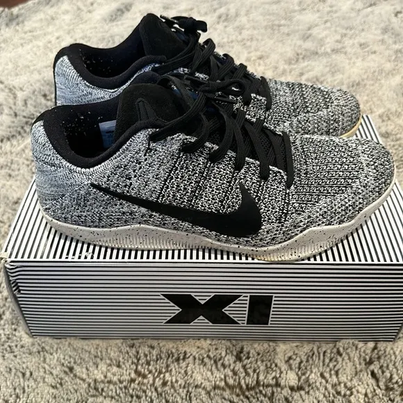 The Nike Kobe 11 Elite Low Oreo size 8.5