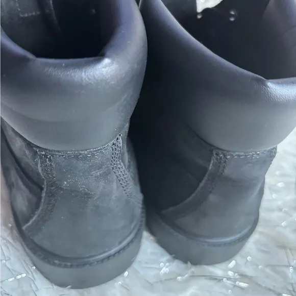Timberland Black Boots Boy’s 7/ Women’s 8.5