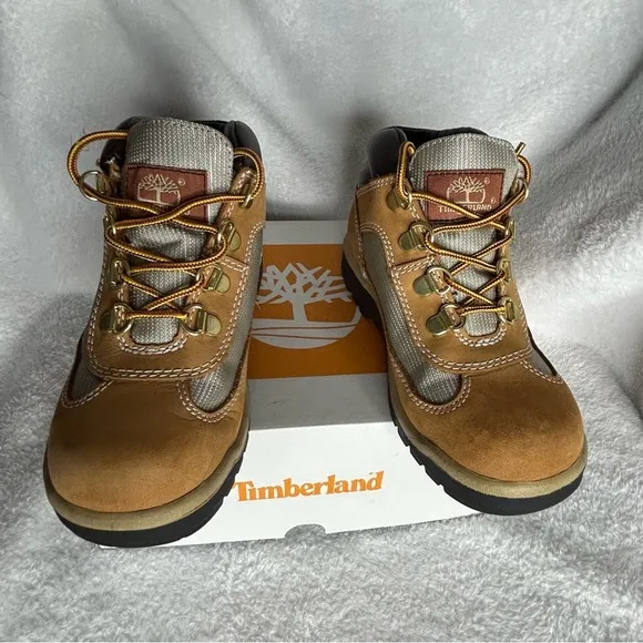 Timberland Chukka Field Boot | Boys sz 1 | Wheat nubuck | Like New