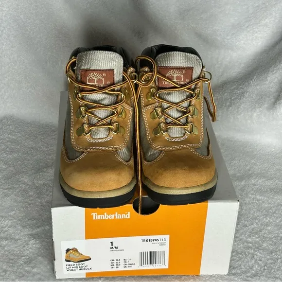 Timberland Chukka Field Boot | Boys sz 1 | Wheat nubuck | Like New