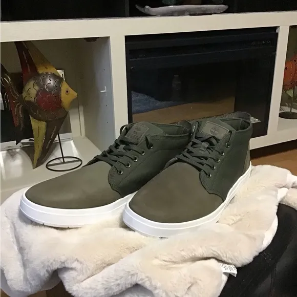 TIMBERLAND David Square Chukka Boots/Sneakers