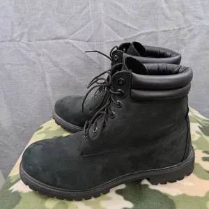 Timberland Men's Boots Size 13M Black Nubuck Leather 73541