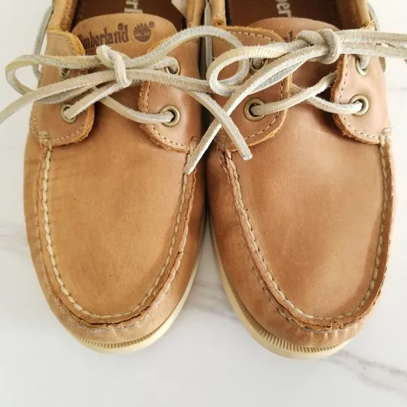 TIMBERLAND Men's Classic Brig 2-Eye Tan Leather Boat Shoes Style 68547 Moc Toe