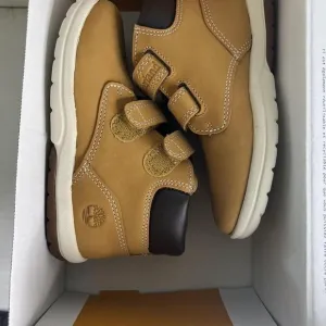 Timberland Toddler Toddle Track hook &amp; loop boots size 11