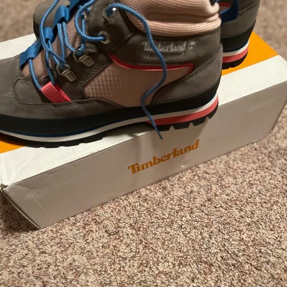 Timberland women’s  Pink and Gray Hiking Boots