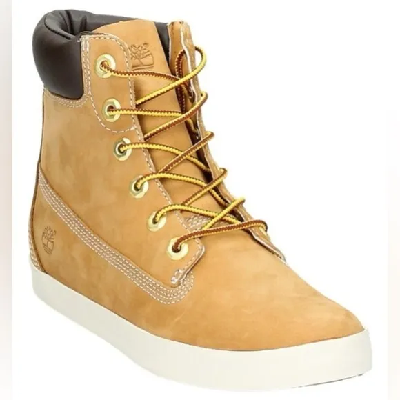 Timberland Women's Size 7.5 Earthkeepers Glastenbury 6 Inch Boots Wheat Nubuck