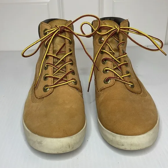 Timberland Women's Size 7.5 Earthkeepers Glastenbury 6 Inch Boots Wheat Nubuck
