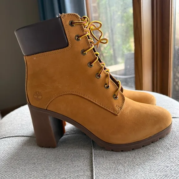 Timberland Women's Tan Leather Boots