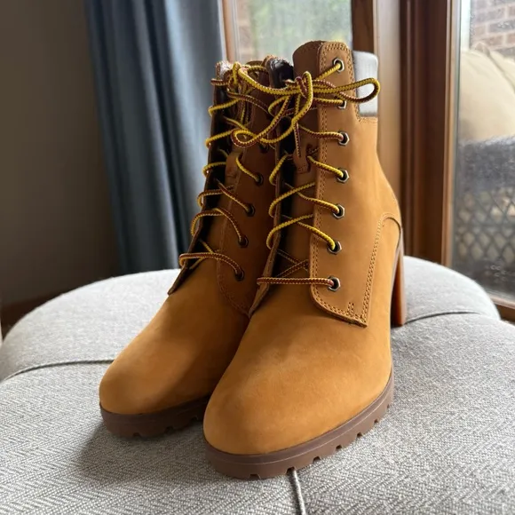 Timberland Women's Tan Leather Boots