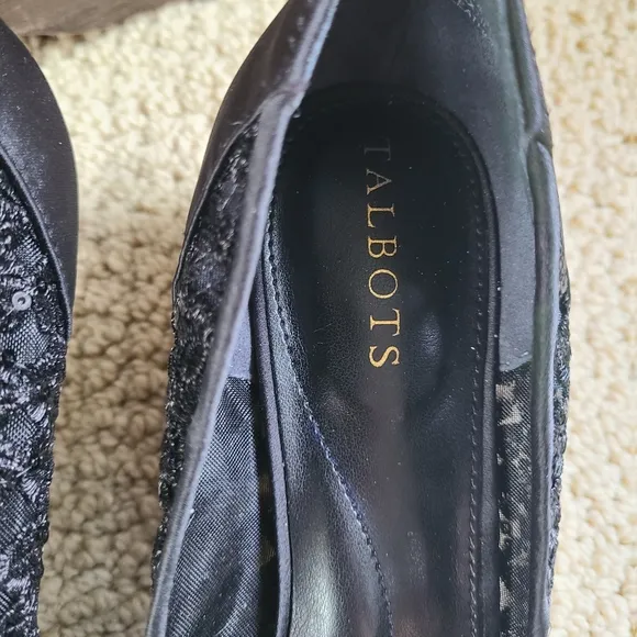 Tlabot Sylvie Kitten Bow Heel Pumps