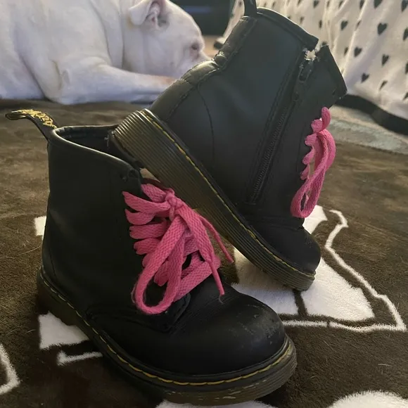 Toddler Dr. Martens Boots💜💚