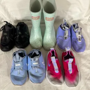 Toddler Girl’s Nike Sneakers &amp; Hunter Boots size 9