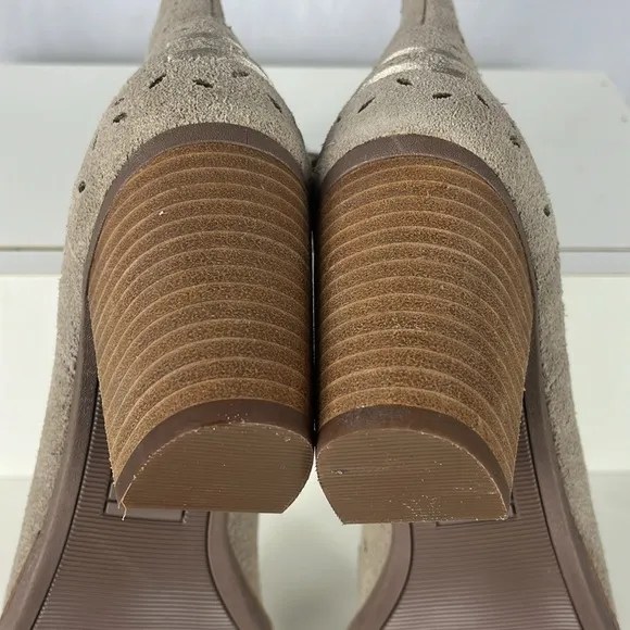 Toms Majorca Tan Khaki Suede Peep Toe Heeled Bootie.
