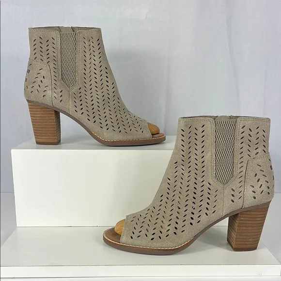 Toms Majorca Tan Khaki Suede Peep Toe Heeled Bootie.