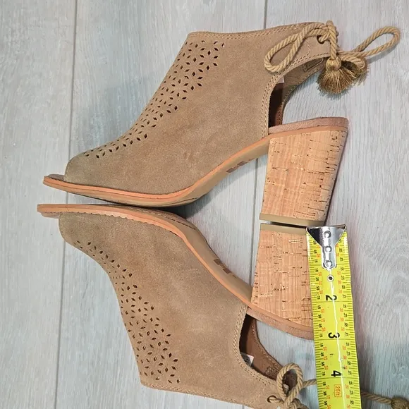 Toms Women Elba Seville Ankle Leather Ties Back open toe heels boots shoes 7