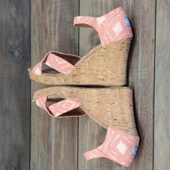 Toms Women Wedge Heels Open Toe Sandals Shoes sz 10