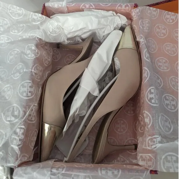 Tory Burch $448 PENELOPE 65MM CAP-TOE SLINGBACK PUMP LIGHT TAUPE Gold Toe 9.5