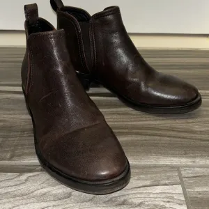 Tory Burch Griffith Bootie w/added Topy Sole