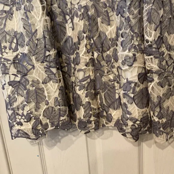Tory Burch Lacy Summer Dress Moonrise Issy Floral Motif Boat neckline Size 10